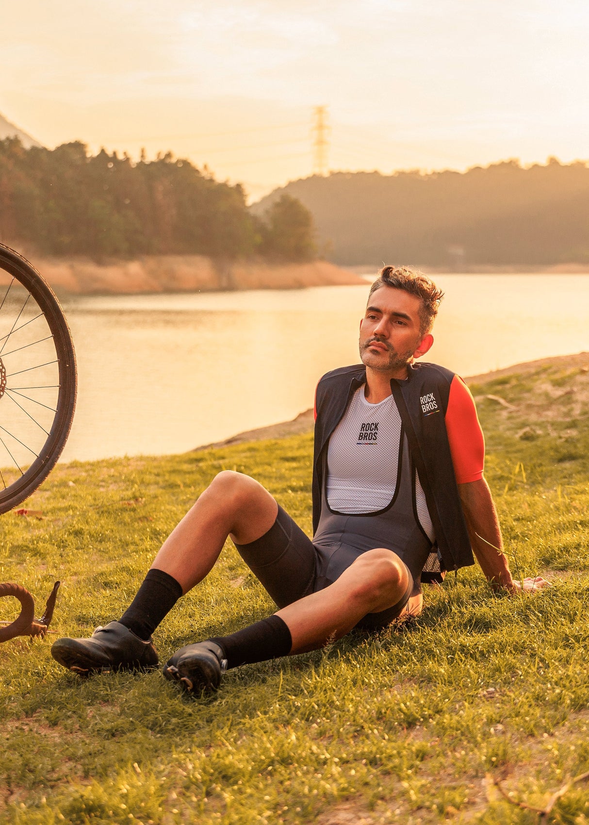 Road-to-Sky Herren-Radlerhose mit Trägern 